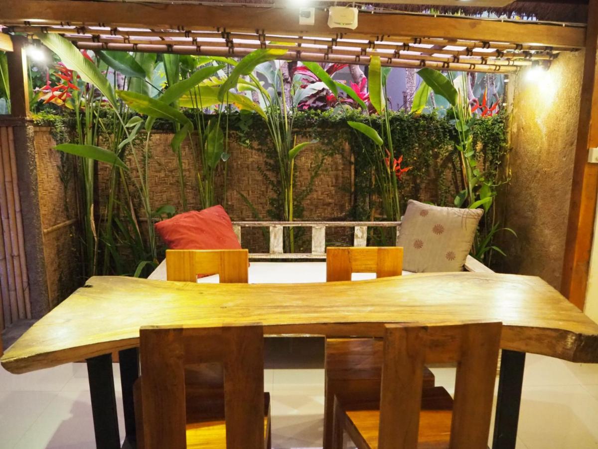 De Dalam Villa Ubud Экстерьер фото