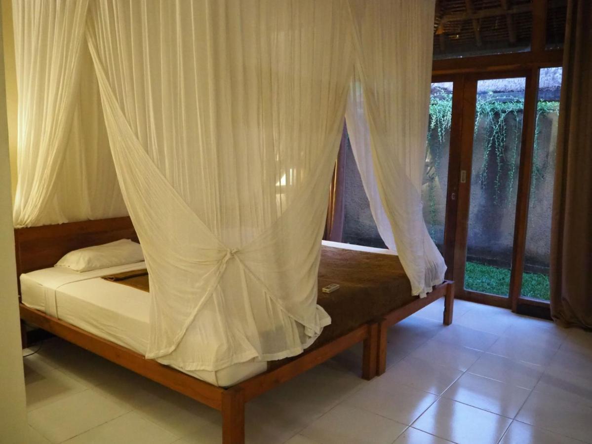 De Dalam Villa Ubud Экстерьер фото