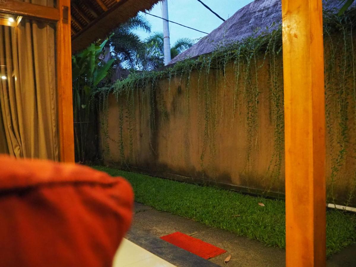De Dalam Villa Ubud Экстерьер фото