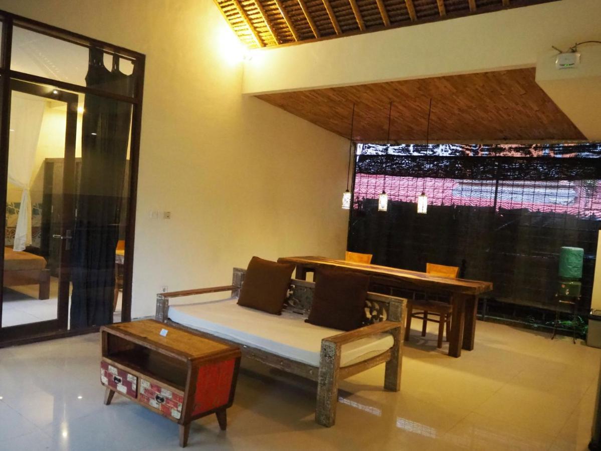 De Dalam Villa Ubud Экстерьер фото