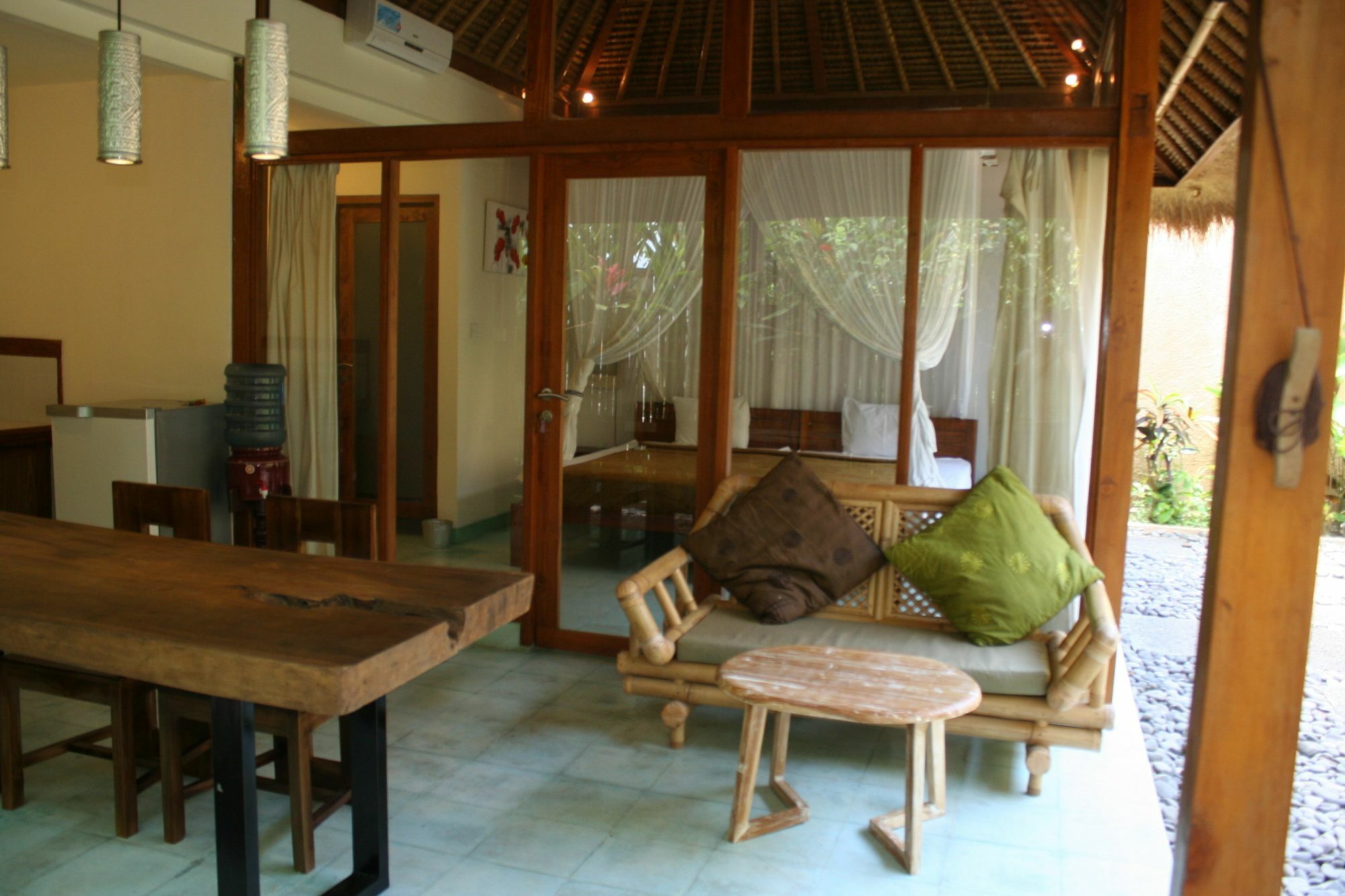 De Dalam Villa Ubud Экстерьер фото