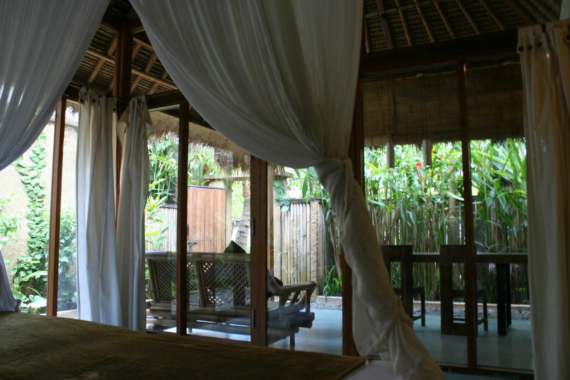 De Dalam Villa Ubud Экстерьер фото